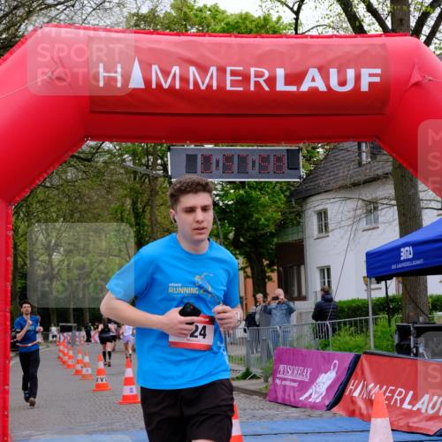 19.04.2026 - Hammer Lauf Tim E. http://msf.ph/oto/9541296 19.04.2026 11:58:06 Ziel 117, 193, 624, 637 meine-sportfotos.de