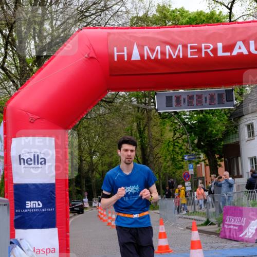 19.04.2026 - Hammer Lauf Tim E. http://msf.ph/oto/9541305 19.04.2026 11:58:09 Ziel 117, 193, 624, 637 meine-sportfotos.de
