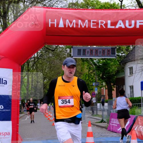 19.04.2026 - Hammer Lauf Tim E. http://msf.ph/oto/9541444 19.04.2026 12:00:16 Ziel 150, 354, 467, 825, 830, 920 meine-sportfotos.de