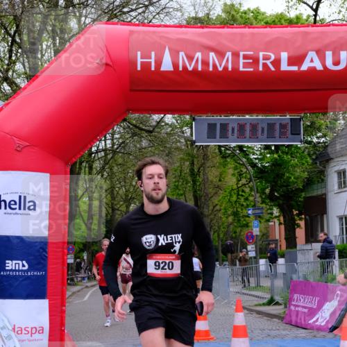 19.04.2026 - Hammer Lauf Tim E. http://msf.ph/oto/9541465 19.04.2026 12:00:21 Ziel 239, 507, 536, 664, 830, 920, 1219 meine-sportfotos.de