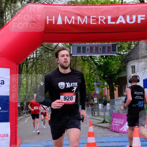 19.04.2026 - Hammer Lauf Tim E. http://msf.ph/oto/9541468 19.04.2026 12:00:21 Ziel 239, 507, 536, 664, 830, 920, 1219 meine-sportfotos.de