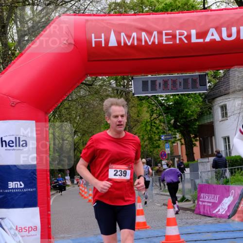 19.04.2026 - Hammer Lauf Tim E. http://msf.ph/oto/9541490 19.04.2026 12:00:25 Ziel 239, 507, 536, 664, 920, 1219 meine-sportfotos.de