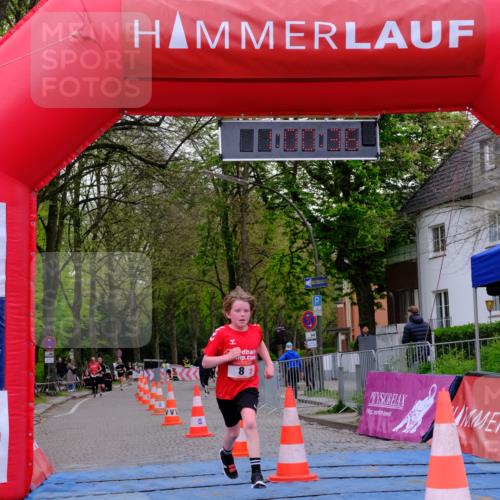 19.04.2026 - Hammer Lauf Tim E. http://msf.ph/oto/9541520 19.04.2026 12:00:44 Ziel 8, 331, 333 meine-sportfotos.de