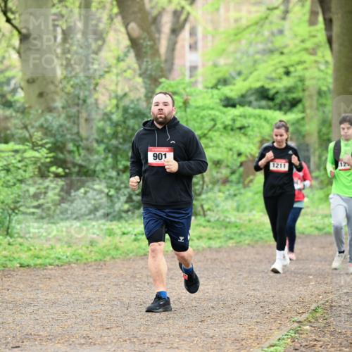 19.04.2026 - Hammer Lauf Dr. Thomas Lammeyer http://msf.ph/oto/9541660 19.04.2026 10:47:42 Laufen 901, 1211 meine-sportfotos.de