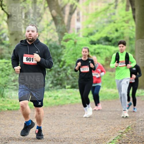 19.04.2026 - Hammer Lauf Dr. Thomas Lammeyer http://msf.ph/oto/9541665 19.04.2026 10:47:43 Laufen 901, 1211 meine-sportfotos.de
