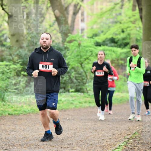 19.04.2026 - Hammer Lauf Dr. Thomas Lammeyer http://msf.ph/oto/9541668 19.04.2026 10:47:42 Laufen 901, 1211 meine-sportfotos.de