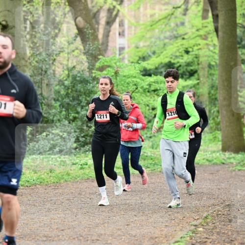 19.04.2026 - Hammer Lauf Dr. Thomas Lammeyer http://msf.ph/oto/9541670 19.04.2026 10:47:43 Laufen 901, 1211, 1210 meine-sportfotos.de
