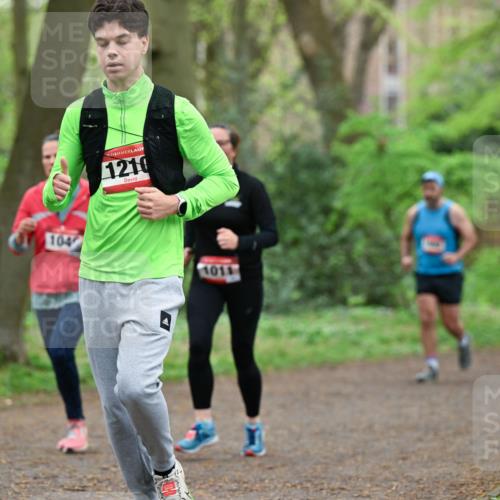 19.04.2026 - Hammer Lauf Dr. Thomas Lammeyer http://msf.ph/oto/9541692 19.04.2026 10:47:46 Laufen 104, 1210, 1011 meine-sportfotos.de