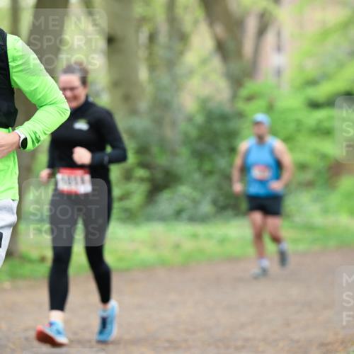 19.04.2026 - Hammer Lauf Dr. Thomas Lammeyer http://msf.ph/oto/9541696 19.04.2026 10:47:47 Laufen 1210 meine-sportfotos.de