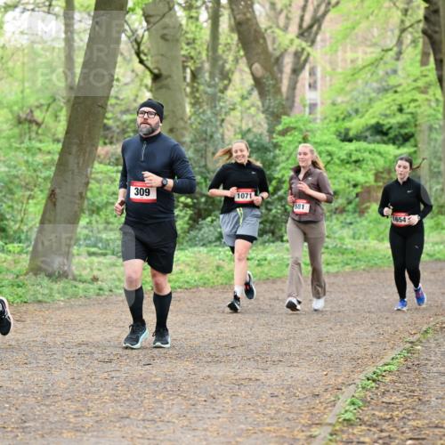 19.04.2026 - Hammer Lauf Dr. Thomas Lammeyer http://msf.ph/oto/9541753 19.04.2026 10:48:08 Laufen 1140, 309, 1071, 581, 1654 meine-sportfotos.de