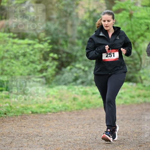 19.04.2026 - Hammer Lauf Dr. Thomas Lammeyer http://msf.ph/oto/9541931 19.04.2026 10:49:21 Laufen 251 meine-sportfotos.de