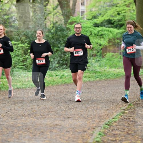 19.04.2026 - Hammer Lauf Dr. Thomas Lammeyer http://msf.ph/oto/9542261 19.04.2026 10:51:29 Laufen 271, 272, 1823, 210 meine-sportfotos.de