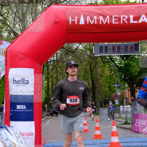 19.04.2026 - Hammer Lauf Tim E. http://msf.ph/oto/9542761 19.04.2026 12:01:18 Ziel 112, 928 meine-sportfotos.de