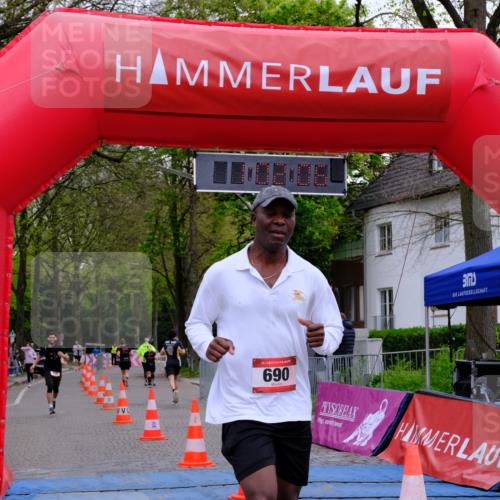 19.04.2026 - Hammer Lauf Tim E. http://msf.ph/oto/9542888 19.04.2026 12:02:14 Ziel 23, 528, 529, 539, 690, 796 meine-sportfotos.de