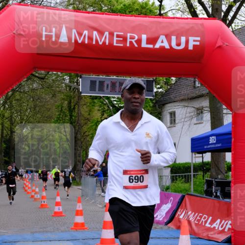 19.04.2026 - Hammer Lauf Tim E. http://msf.ph/oto/9542891 19.04.2026 12:02:14 Ziel 23, 528, 529, 539, 690, 796 meine-sportfotos.de