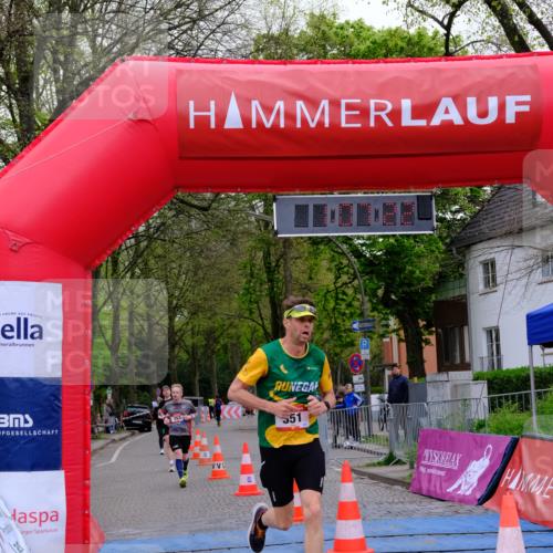 19.04.2026 - Hammer Lauf Tim E. http://msf.ph/oto/9543371 19.04.2026 12:07:30 Ziel 351, 353, 1165 meine-sportfotos.de