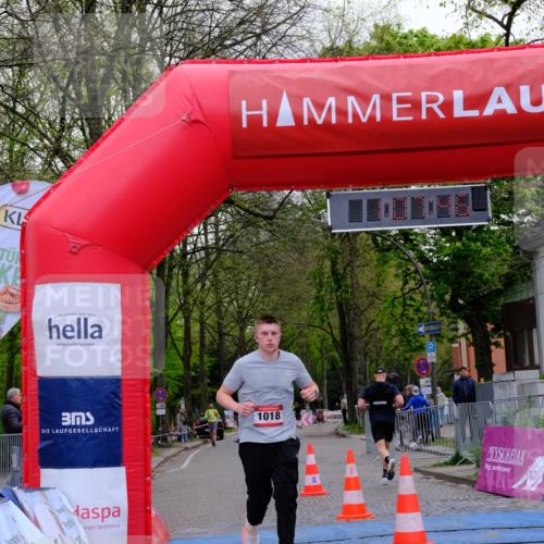 19.04.2026 - Hammer Lauf Tim E. http://msf.ph/oto/9543427 19.04.2026 12:07:54 Ziel 157, 398, 562, 1018 meine-sportfotos.de