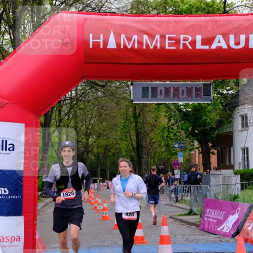 19.04.2026 - Hammer Lauf Tim E. http://msf.ph/oto/9543638 19.04.2026 12:09:11 Ziel 409, 420, 1208, 1928 meine-sportfotos.de