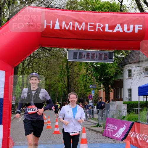 19.04.2026 - Hammer Lauf Tim E. http://msf.ph/oto/9543644 19.04.2026 12:09:12 Ziel 409, 420, 1928 meine-sportfotos.de