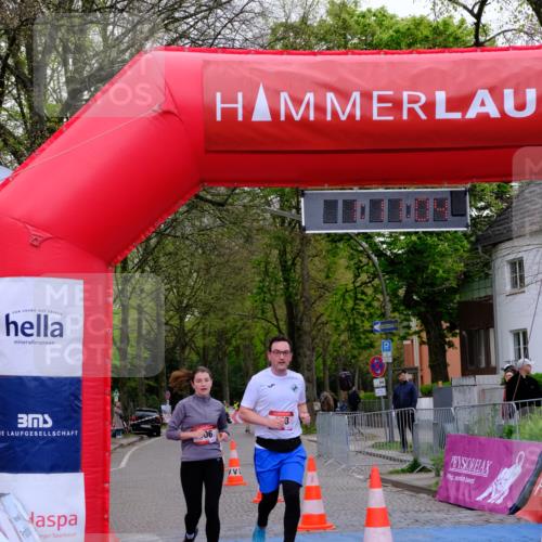19.04.2026 - Hammer Lauf Tim E. http://msf.ph/oto/9543774 19.04.2026 12:11:12 Ziel 473, 506 meine-sportfotos.de
