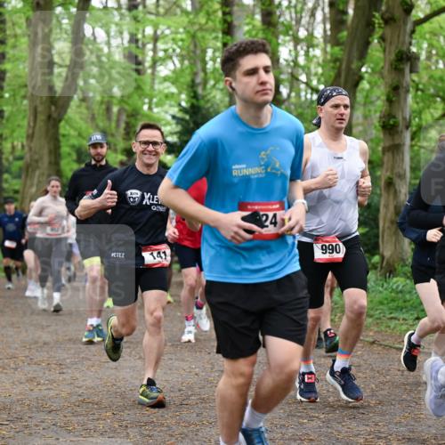 19.04.2026 - Hammer Lauf Dr. Thomas Lammeyer http://msf.ph/oto/9543990 19.04.2026 11:03:59 Laufen 141, 990, 144 meine-sportfotos.de