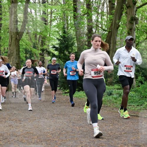 19.04.2026 - Hammer Lauf Dr. Thomas Lammeyer http://msf.ph/oto/9544017 19.04.2026 11:04:02 Laufen 514, 1151, 860, 163, 1096, 952, 690 meine-sportfotos.de