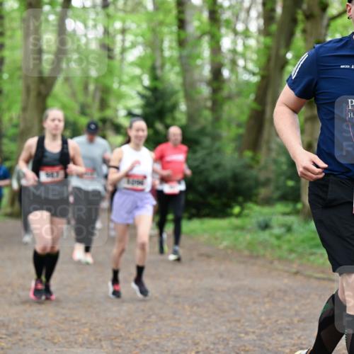 19.04.2026 - Hammer Lauf Dr. Thomas Lammeyer http://msf.ph/oto/9544062 19.04.2026 11:04:07 Laufen 2025, 150 meine-sportfotos.de