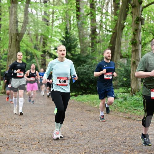 19.04.2026 - Hammer Lauf Dr. Thomas Lammeyer http://msf.ph/oto/9544129 19.04.2026 11:04:14 Laufen 318, 656, 1066, 211, 208 meine-sportfotos.de