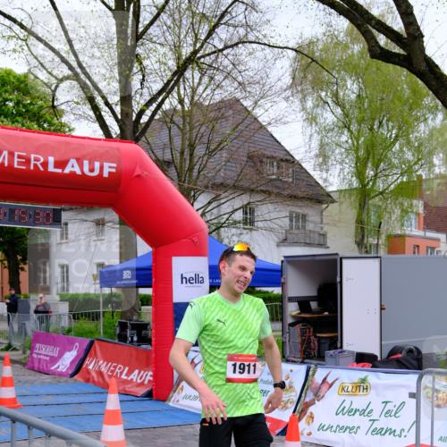 19.04.2026 - Hammer Lauf Tim E. http://msf.ph/oto/9544133 19.04.2026 12:15:38 Ziel 779, 939, 1884, 1911 meine-sportfotos.de
