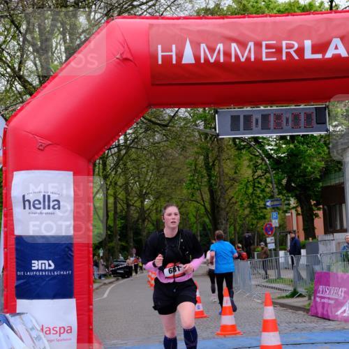 19.04.2026 - Hammer Lauf Tim E. http://msf.ph/oto/9544304 19.04.2026 12:18:08 Ziel 163, 409, 486, 952 meine-sportfotos.de