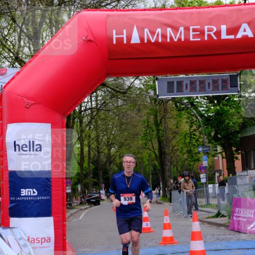 19.04.2026 - Hammer Lauf Tim E. http://msf.ph/oto/9544636 19.04.2026 12:22:31 Ziel 939 meine-sportfotos.de