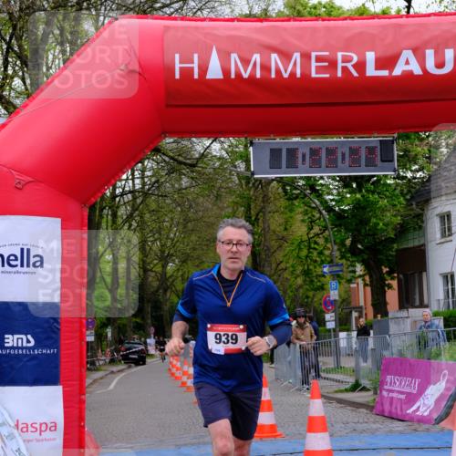 19.04.2026 - Hammer Lauf Tim E. http://msf.ph/oto/9544645 19.04.2026 12:22:32 Ziel 939 meine-sportfotos.de