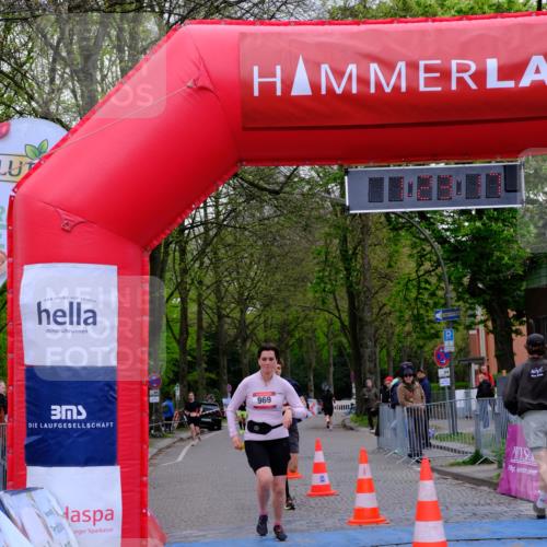 19.04.2026 - Hammer Lauf Tim E. http://msf.ph/oto/9544698 19.04.2026 12:23:25 Ziel 19, 928, 969 meine-sportfotos.de