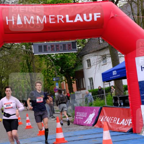 19.04.2026 - Hammer Lauf Tim E. http://msf.ph/oto/9544703 19.04.2026 12:23:26 Ziel 19, 928, 969 meine-sportfotos.de