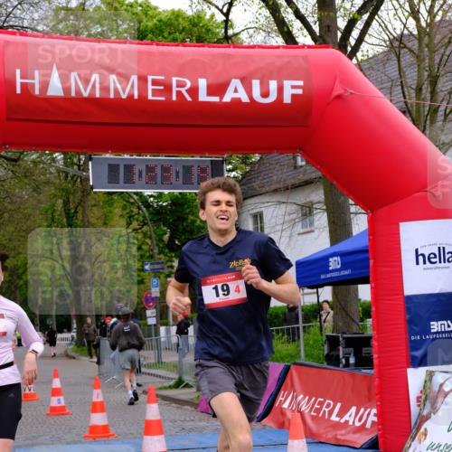 19.04.2026 - Hammer Lauf Tim E. http://msf.ph/oto/9544715 19.04.2026 12:23:27 Ziel 19, 928, 969 meine-sportfotos.de