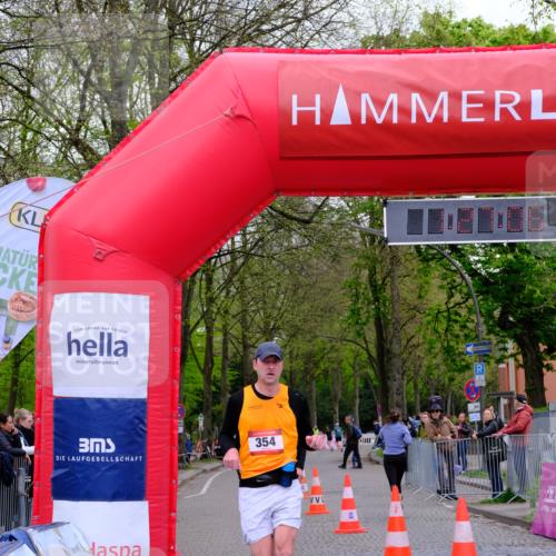 19.04.2026 - Hammer Lauf Tim E. http://msf.ph/oto/9545050 19.04.2026 12:27:14 Ziel 354, 637, 766, 920 meine-sportfotos.de
