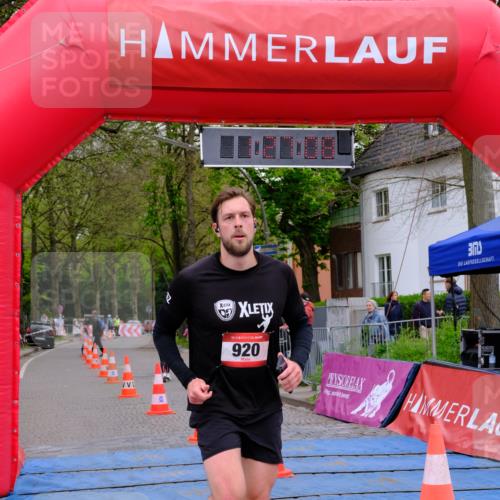 19.04.2026 - Hammer Lauf Tim E. http://msf.ph/oto/9545062 19.04.2026 12:27:16 Ziel 354, 637, 920 meine-sportfotos.de