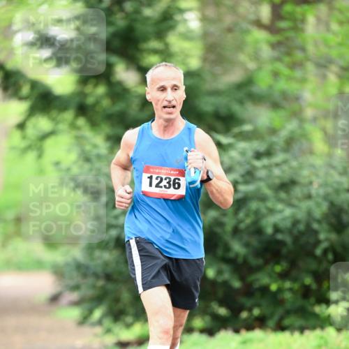 19.04.2026 - Hammer Lauf Dr. Thomas Lammeyer http://msf.ph/oto/9545063 19.04.2026 11:22:32 Laufen 1236 meine-sportfotos.de