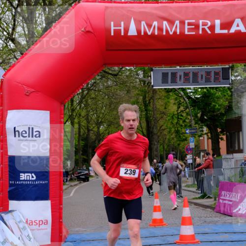 19.04.2026 - Hammer Lauf Tim E. http://msf.ph/oto/9545126 19.04.2026 12:27:50 Ziel 1, 112, 181, 239, 524, 990 meine-sportfotos.de