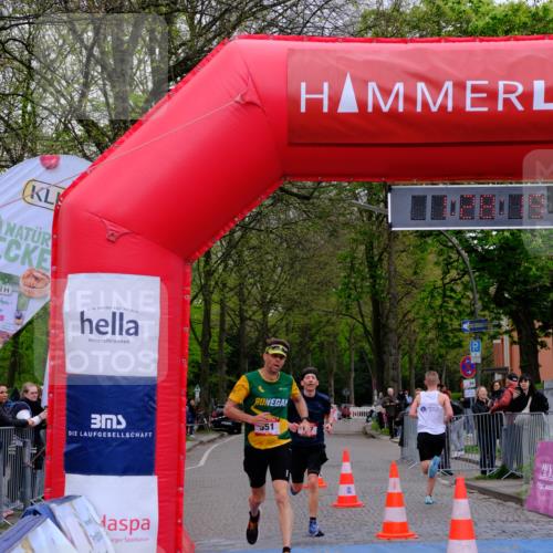 19.04.2026 - Hammer Lauf Tim E. http://msf.ph/oto/9545164 19.04.2026 12:28:26 Ziel 157, 204, 351, 1278 meine-sportfotos.de