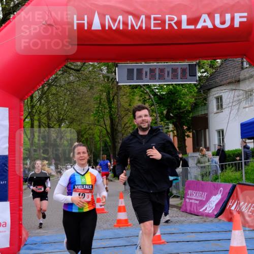 19.04.2026 - Hammer Lauf Tim E. http://msf.ph/oto/9545345 19.04.2026 12:29:28 Ziel 9, 10, 609, 636, 860, 1904, 1909 meine-sportfotos.de
