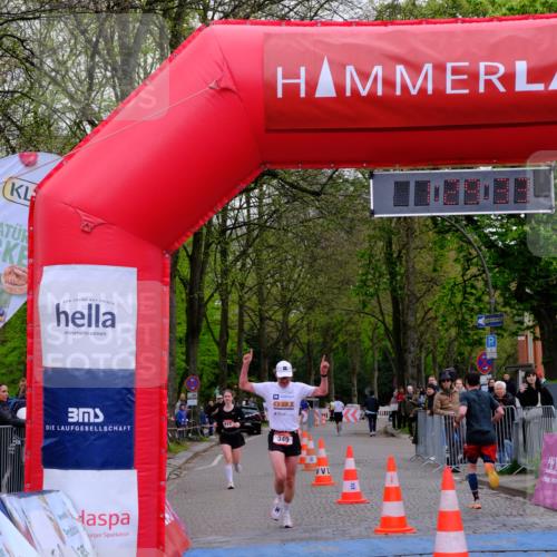 19.04.2026 - Hammer Lauf Tim E. http://msf.ph/oto/9545370 19.04.2026 12:29:41 Ziel 23, 138, 218, 349, 912 meine-sportfotos.de