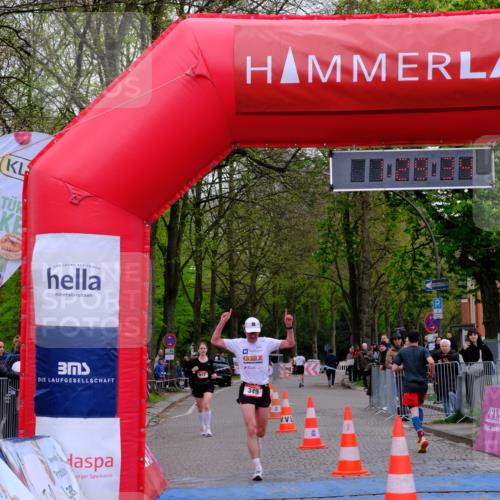 19.04.2026 - Hammer Lauf Tim E. http://msf.ph/oto/9545373 19.04.2026 12:29:41 Ziel 23, 138, 218, 349, 912 meine-sportfotos.de