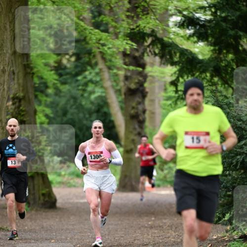 19.04.2026 - Hammer Lauf Dr. Thomas Lammeyer http://msf.ph/oto/9545394 19.04.2026 11:24:27 Laufen 1300 meine-sportfotos.de
