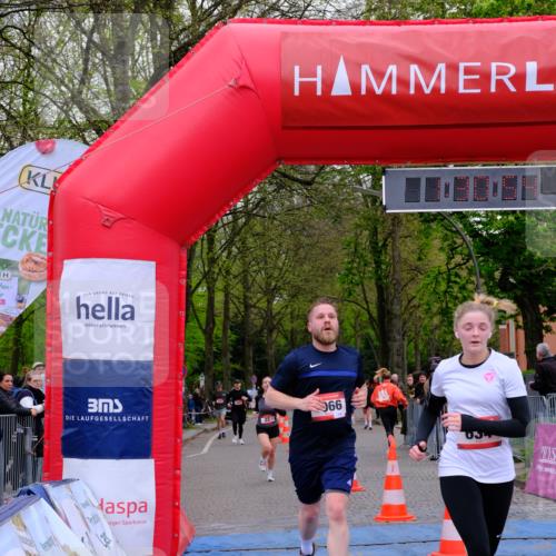 19.04.2026 - Hammer Lauf Tim E. http://msf.ph/oto/9545458 19.04.2026 12:31:02 Ziel 22, 634, 673, 674, 1066 meine-sportfotos.de