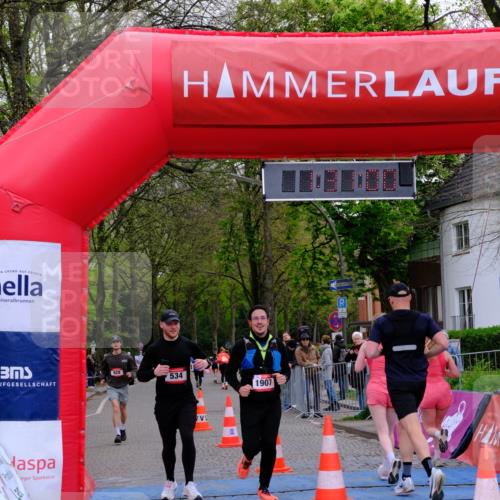 19.04.2026 - Hammer Lauf Tim E. http://msf.ph/oto/9545486 19.04.2026 12:31:08 Ziel 22, 406, 407, 534, 562, 928, 1907 meine-sportfotos.de