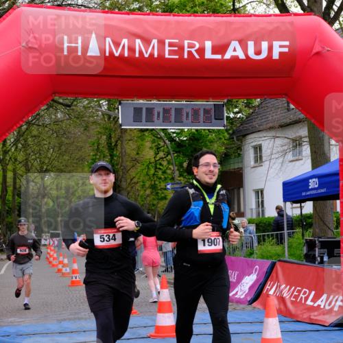 19.04.2026 - Hammer Lauf Tim E. http://msf.ph/oto/9545496 19.04.2026 12:31:10 Ziel 22, 345, 406, 407, 534, 562, 928, 1907 meine-sportfotos.de