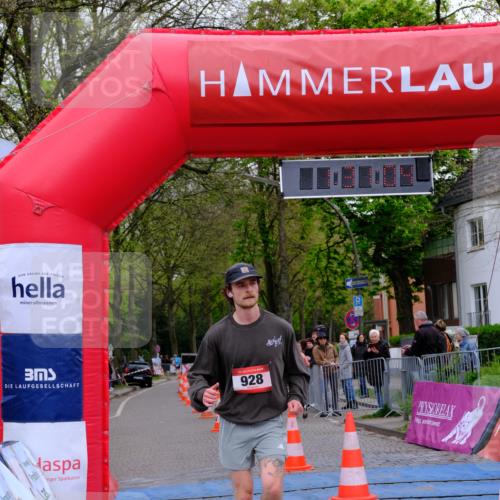 19.04.2026 - Hammer Lauf Tim E. http://msf.ph/oto/9545502 19.04.2026 12:31:12 Ziel 345, 406, 407, 534, 562, 928, 1907 meine-sportfotos.de
