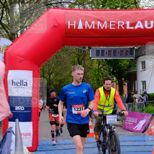 19.04.2026 - Hammer Lauf Tim E. http://msf.ph/oto/9545529 19.04.2026 12:31:43 Ziel 299, 335, 450, 482, 565, 796, 1231, 1704, 1777 meine-sportfotos.de
