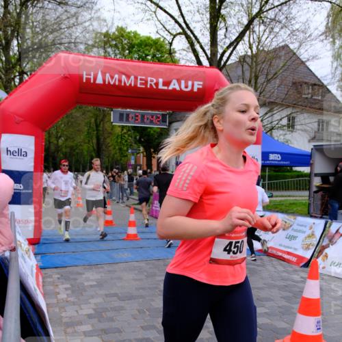 19.04.2026 - Hammer Lauf Tim E. http://msf.ph/oto/9545541 19.04.2026 12:31:49 Ziel 8, 123, 304, 306, 335, 420, 450, 549, 690, 796, 1103, 1106, 1111, 1300, 1339, 1601, 1928 meine-sportfotos.de